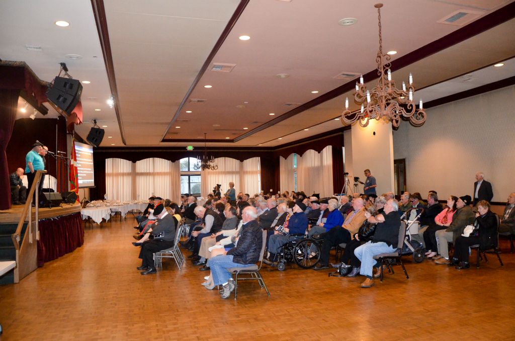 Photo: Philippe Acheritogaray