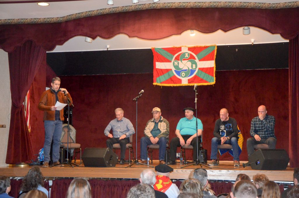 Photo: Philippe Acheritogaray